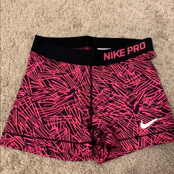 Nike | Shorts | Nike Pro Printed 